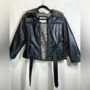 Black Y2K Faux Leather Jacket with Detachable Fur Trim and Front Tie